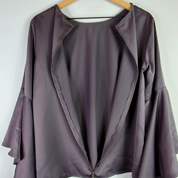 Ro & De Satin Crew Neck Dramatic Voluminous Bell Sleeve Zip Back Top Grey Small - Picture 7 of 9